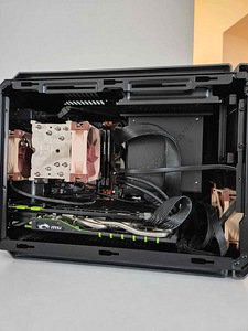 Настольный компьютер (mini-ITX) (3 фото из 6)