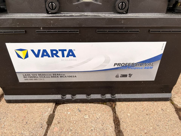 Varta AGM aku 95AH (matkaauto elamuaku)