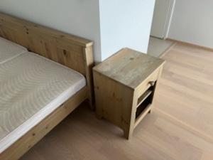 Müüa puidust magamistoa mööbel (2 foto / 3)