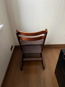Lapse disainsöögitool Stokke Tripp Trapp (3 foto / 4)