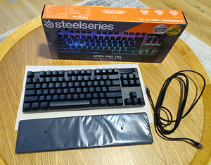 Klaviatuur SteelSeries Apex Pro TKL (2023) (1 foto / 2)