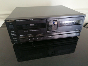 TECHNICS STEREO DOUBLE CASSETTE DECK RS-X911 (2 foto / 5)