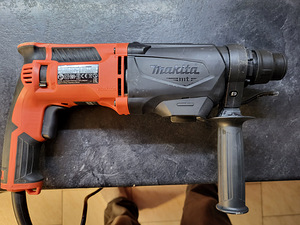 Makita m8701 (3 foto / 4)