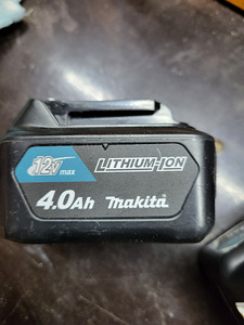 Makita cxt(12v) 4ah aku(2tk) (2 foto / 3)