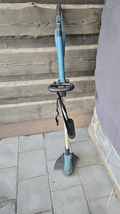 Makita dur181 trimmer (1 foto / 3)