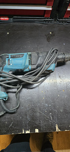 Makita HR2630 puurvasar (1 foto / 3)
