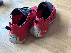 Кроссовки Reebok Zig (3 фото из 3)