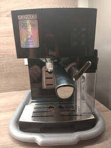 Kasutatud Espressomasin Sencor SES 4050SS, kehtiv garantii (3 foto / 10)
