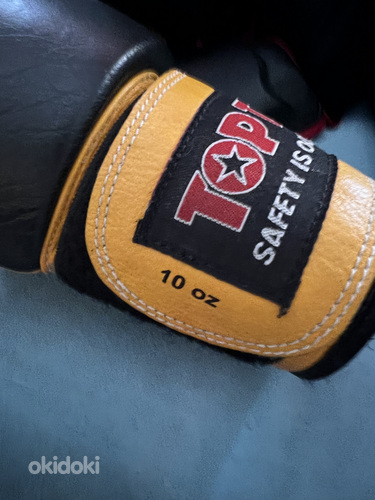 Боксерские перчатки 10 унций (фото #2)