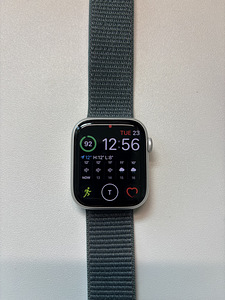 Apple watch 9 45mm (1 foto / 2)