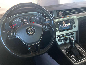 2017 Volkswagen Passat 1.4 ATM (8 foto / 10)