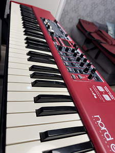 Nord Electro 6D (3 фото из 3)