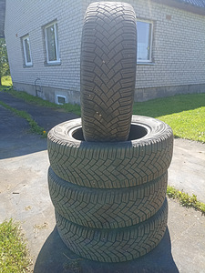 Ламель шины GoodYear Ultra Grip Ice 3 (2 фото из 6)