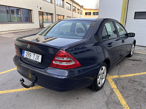 Mercedes-Benz C200 CDI (3 foto / 8)