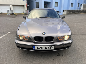 BMW 525TDS (1 фото из 12)