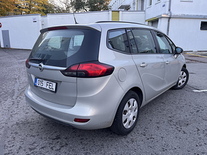 Opel Zafira Tourer 1.8 103kw (3 foto / 6)