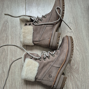 Uued Timberlandi saapad (3 foto / 4)