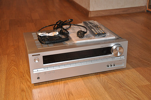 Onkyo TX-SR333 5.1-Channel Audio Video Receiver (1 foto / 2)