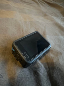 Gopro Hero 11 Black + Media Mod + Дополнительные аккумуляторы + различные аксесс... (3 фото из 4)