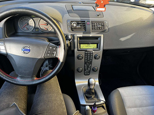 Volvo c30 (2 фото из 3)