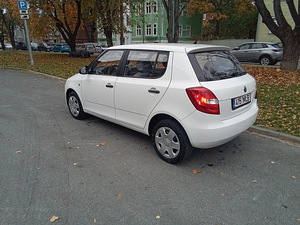 Skoda Fabia läbisõit 43700km (3 foto / 12)