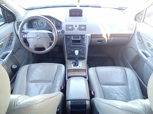 Volvo XC90 diisel, automaat, 7 kohta (7 foto / 12)