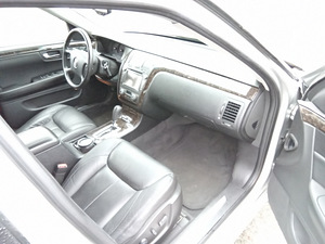 Cadillac DTS V8 Northstar (6 foto / 10)