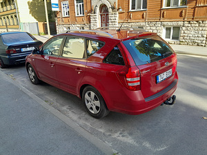Kia Ceed дизель (3 фото из 10)