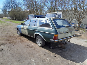 Mercedes-Benz 230TE S123 (2 foto / 14)