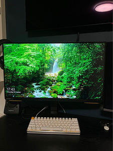 Monitor Samsung Odyssey G7 4K 144hz (1 foto / 1)