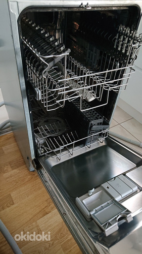 Посудомоечная машина (фото #1)