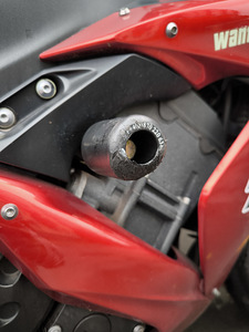 Yamaha YZF - R1 - 2005 (5 foto / 6)