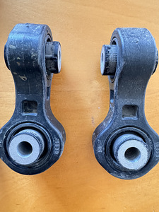 Stabilisaatorvarda kondid Audi A8 D4 (3 foto / 3)