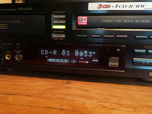 Pioneer PDR-W839 (3 foto / 5)