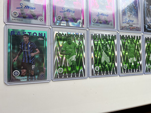Topps Chrome® UCC 2024/25 jalgpalli kaardid /numbriga (4 foto / 9)