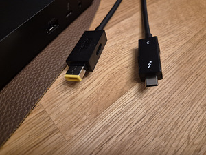 Lenovo ThinkPad Thunderbolt3 dock/ dokk +230W Lenovo laadija (4 foto / 7)