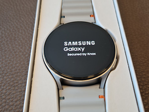 Samsung Galaxy Watch6 LTE 44mm (7 foto / 8)