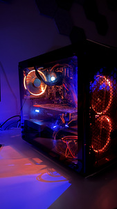 Mänguriarvuti i7 / GTX 1080 8GB / 16GB RAM / SSD + HDD (2TB) (1 foto / 5)