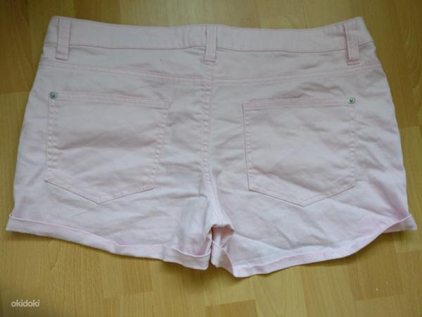 Heleroosad lühikesed püksid (foto #2)