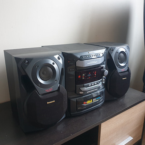Panasonic SA-AK18 Vintage Home Stereo System Boom Box (2 foto / 7)
