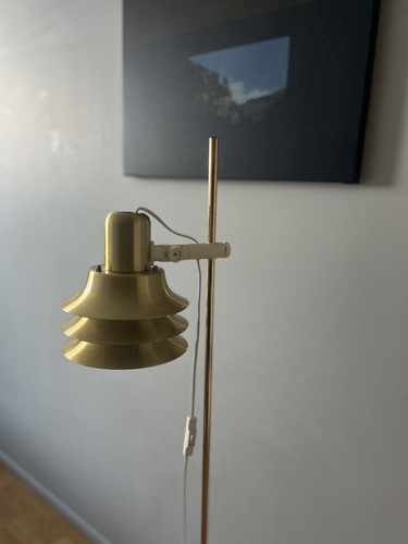 Põrandalamp
