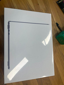 Apple MacBook Air - M2 8/8, 8GB, 256GB SSD Space Gray (2 foto / 3)