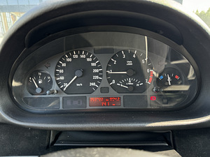 BMW 316 1.8 bens manu (10 foto / 11)