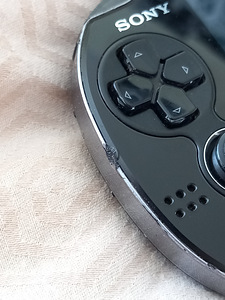 Ps Vita 8gb Kodustatud/Stitched (3 foto / 3)