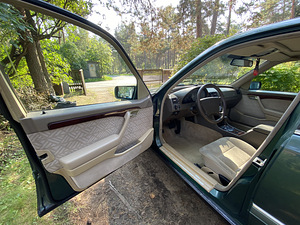 Mercedes-benz c180 90kw atm ÜV:08.2025 (7 foto / 11)