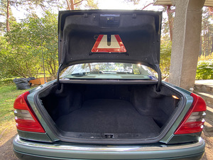 Mercedes-benz c180 90kw atm ÜV:08.2025 (11 foto / 11)