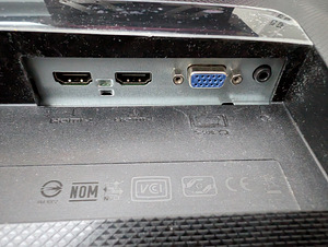 BenQ 24" 1080P GW2470-B Monitor (3 foto / 3)