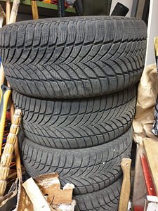 Goodyear ultragrip ace2 245/45/17 lamel 7mm (2 foto / 5)