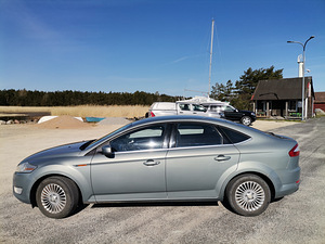 Ford mondeo (3 фото из 8)