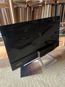 AOC monitor (3 foto / 5)
